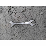 19 & 17 Open Wrench Tools