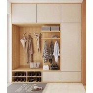 Wardrobe 6ft with open compartment