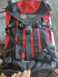 背包兩個 Mountain Wolf Laosmiddle 45L backpack