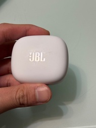 JBL live pro +