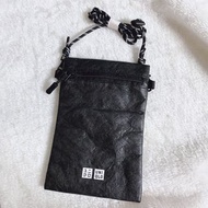 UNIQLO-黑色小包/旅行包/側背包