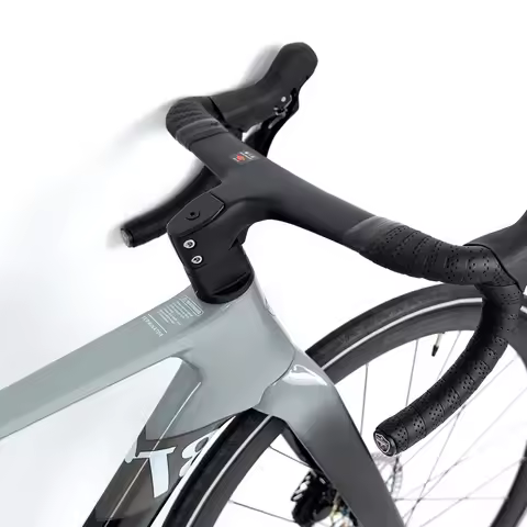 2025 TWITTER T8 Aerodynamic Carbon Fiber Road Bike 105 Kit R7120-2*12Speed Internal Cable Routing R7