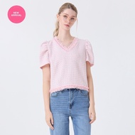 EP เสื้อเบลาส์คอวีผ้าทวีต ผู้หญิง สีชมพู | V-neck Tweed Blouse | 05083