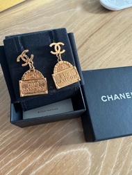 Chanel 耳環 金屬垂吊CAMBON street 
