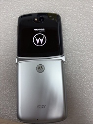 Razr 5g 8+256 限量銀色