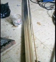 carbon sutet 9mm panjang  200cm (bubut)