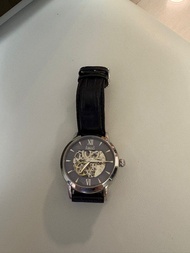 Arbutus自動機械錶