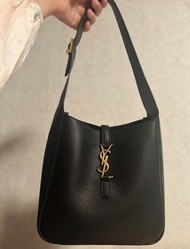 YSL水桶袋 YSL腋下包 黑色 YSL hobo bag