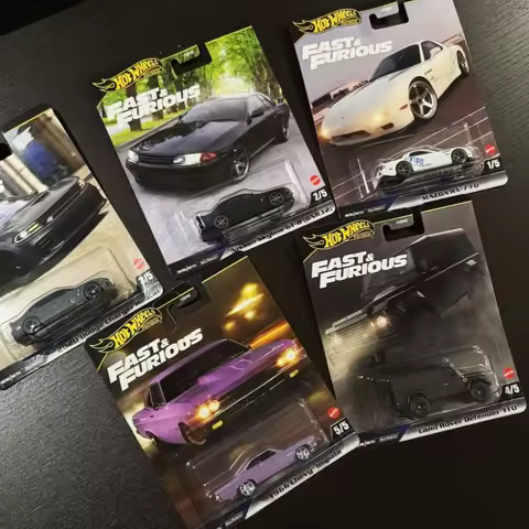Hot Wheels Fast And Furious HNW46 Diecast Model Car Iron Base Rubber Tire Mazda RX 7 FD Dodge Hellca