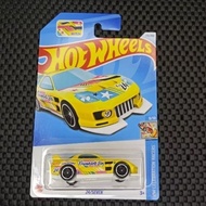 HW HOTWHEELS 24/SEVEN YELLOW CHILDREN'S TOY CELEBRATION RACERS
