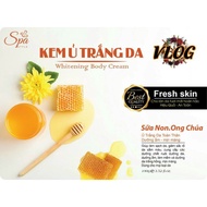 Body Whitening Bath With Royal Jelly