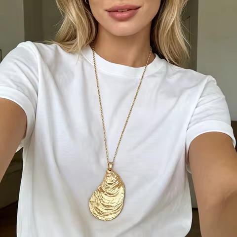 Matt Gold Plated Textured Oyster Shell/Star Pendant Long Chain Necklace, Hammered Necklace Minimalis