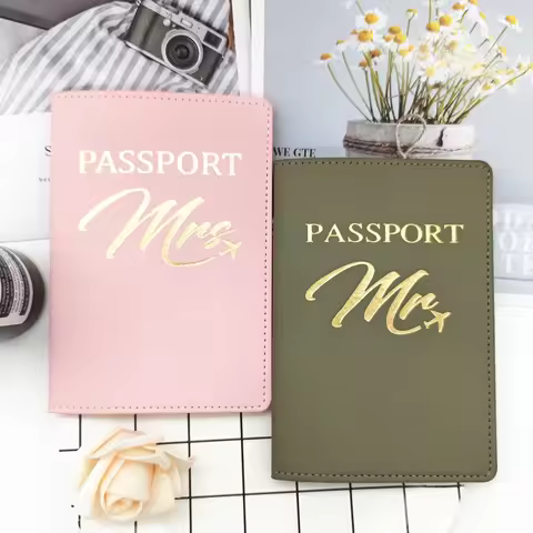 2PCS a Set Mr/Mrs Lovers Couples PU Leather Passport Cover Case Card Holder Travel Accessories Light