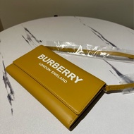 全新 Burberry 超可愛woc