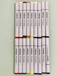 Copic Sketch markers 馬克筆 / 麥克筆 18色 美術顏色用品 $20 單一枝，全要18枝可$320 Copic water colors marker 少用出售，全要再送圖3有十多枝顏色筆，有興趣可PM約寶琳站交收或順豐到付