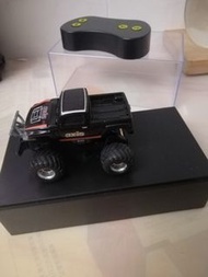 玩具車  遙控車 車仔 越野遙控車（充電）