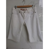 JUICY COUTURE Authentic Couture white bermuda jeansJuicy