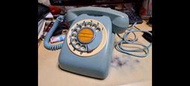 絕版早期撥盤式電話機-稀少的天藍色-保存完整--1609091218