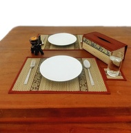 เเผ่นรองจานเเละเเผ่นรองเเก้ว 30ซม x 46ซม ที่รองจาน ที่รองเเก้ว ทำจากหญ้ากก งานฝีมือโอทอป ราคาต่อ1ชุด