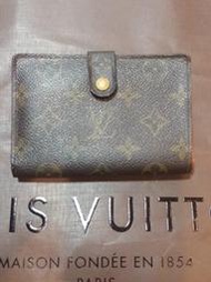 Louis Vuitton 路易威登 LV 蝴蝶扣Franch錢包M61674 中夾 傳統花紋 真品二手 有Chanel