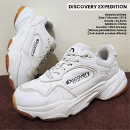 Second hand branded Discovery Expedition shoes