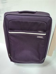 Polo 20 吋前開式行李箱