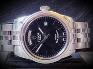 TUDOR Watch 男庄刁陀 Glamour 56000 Day Date黑錶面星期日曆自动手錶連原廠不銹钢錶帶 39mm