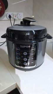 SUPOR 蘇泊爾 多功能電壓力鍋