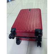Cabin baggage Red color