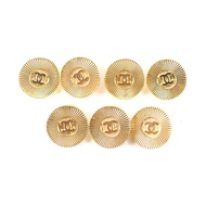 香奈兒 (CHANEL) Coco Mark 金色紐扣套裝，7 枚，金屬紐扣，金色，女士款，成色極佳。