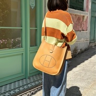 Hermes Evelyne GM 沙色