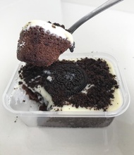 Single Dessert Box OREO Cookies Cream (200Ml)