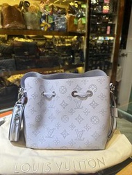95%新 LV Louis Vuitton Bella 全皮 上膊斜咩袋