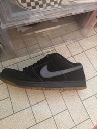 Nike Dunk Low SB 黑灰麂皮滑板鞋