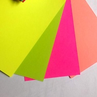 GIẤY BÌA PGRAND MÀU DẠ QUANG KHỔ A4 - 160GSM (XẤP 100 TỜ)