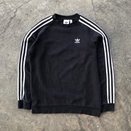 Adidas adidas adidas