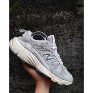 Second branded new balance Shoes UK 42.5