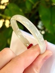 冰種 天然翡翠 緬甸 A玉 玉鐲 • 冰玻種月光翡翠貴妃鐲