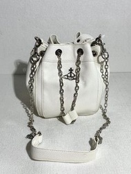 Vivienne Westwood 西太后 白色荔枝紋水桶包 土星抽繩