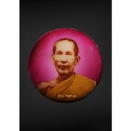 曼谷市 邦慕佛寺 佛歷2497年  龍婆奧巴洗 第一期 陶瓷自身法相牌  背後含僧人火化後的舍利 附帶薩瑪空佛牌公會驗證卡