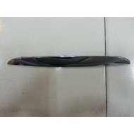 LISS CAP MOTOR LH ABOVE GRILL E90 CHROMEbmw