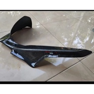 Hugger arm Kawasaki ER6 ER6N Carbon kevlar