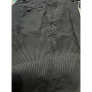 PRELOVED MAN PANTS WITH MINOR REJECT BRANDED DOCKERS SIZE 32
