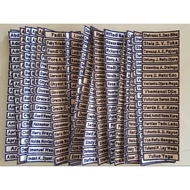 Bet name//name tag//student nameplate//flag//school location