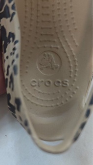 Crocs 豹紋平底鞋