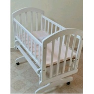 Seni Daya Premium Meranti Solid Wooden Baby Rocking Swing Cot/ Cradle Cot c/w High Quality Foam Matt