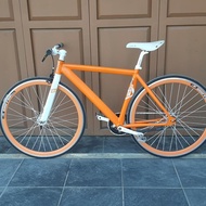 United Soloist 77