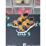 Littlebluelamb Second Hand:size 8.5 Recommended Feet 15.4-16.1 Cm.