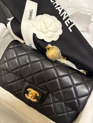 Special offer :Chanel  金球大mini 黑色
