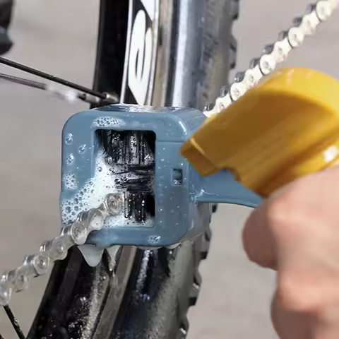Plastic Bicycle Chain Cleaner MTB Mountain Bike Machine Washer Brush Scrubber Biking Portable Dustpr